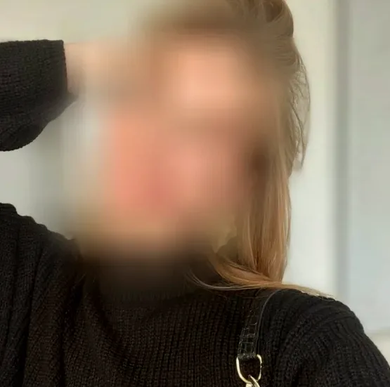 Agata, 26