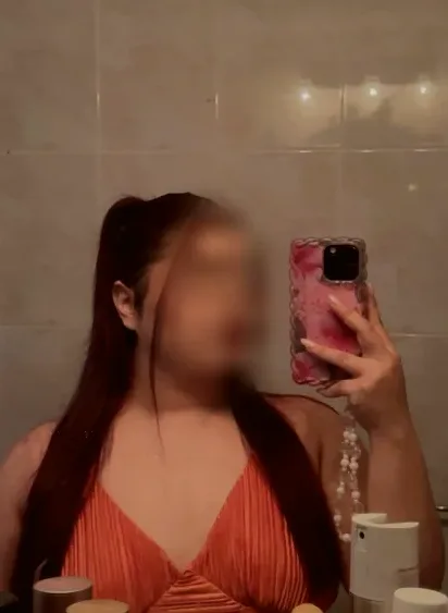 Aleksandra, 22
