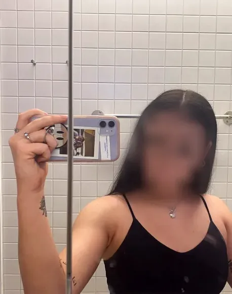Aoife, 26