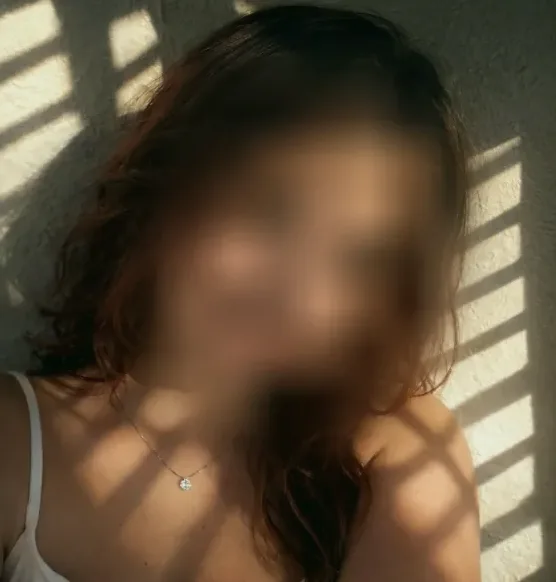 Harleen, 23