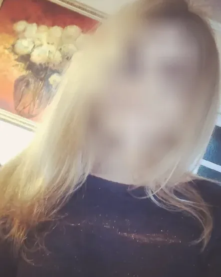 Holly, 34