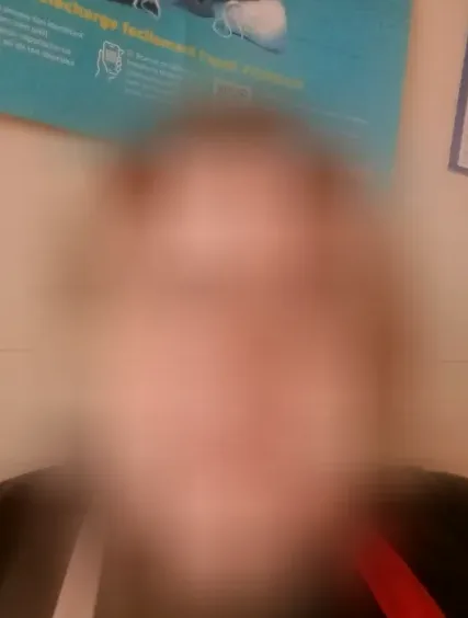 Julia, 36