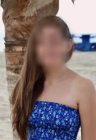 Rosie, 28