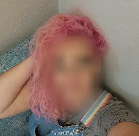 Tiana, 28